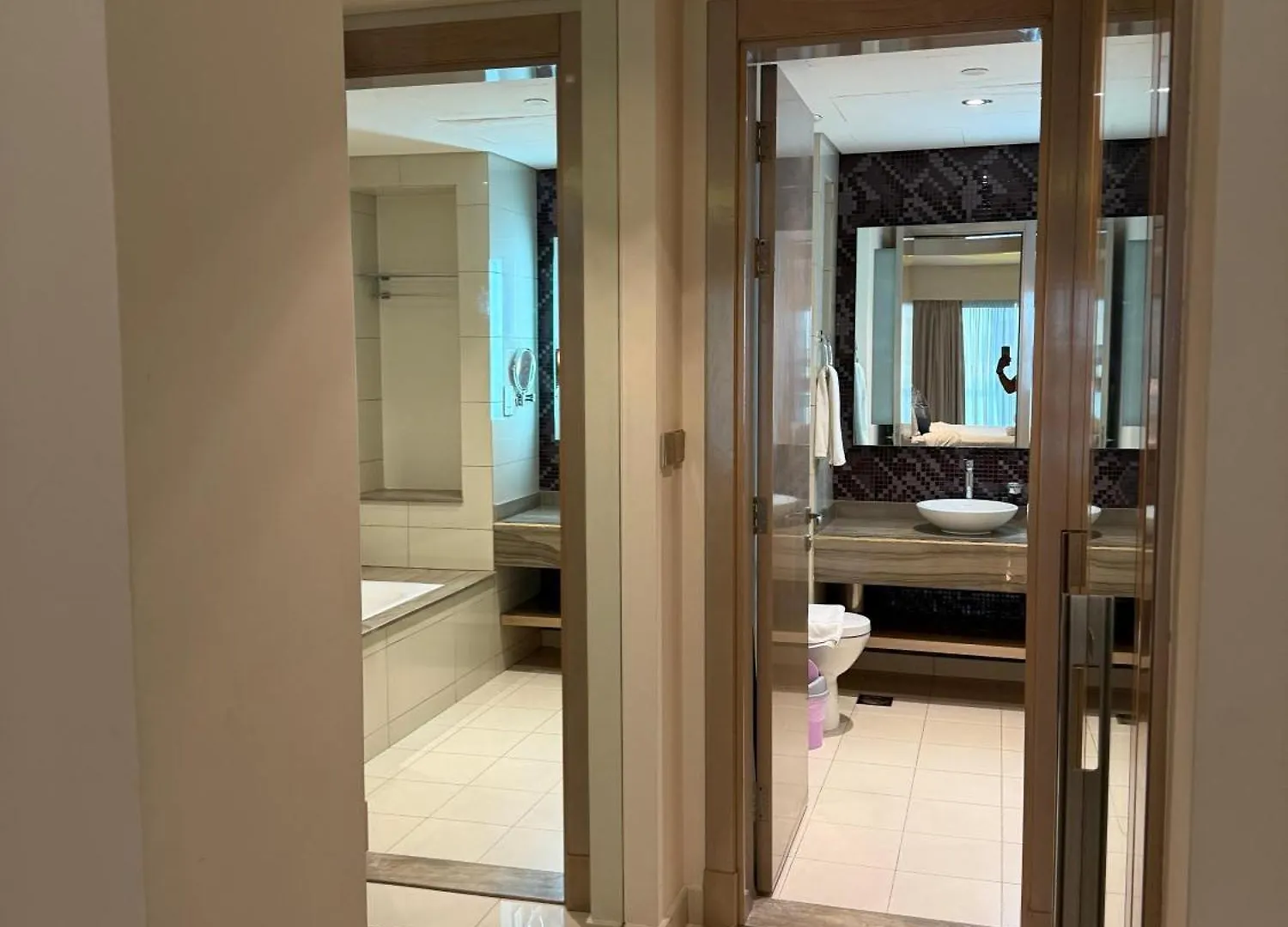 Apartment 4905 Luxury View By Royal Sky Vacation Homes Paramount Tower A Dubai United Arab Emirates